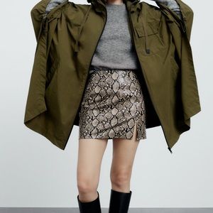 ❌❌SOLD❌❌NWT zara animal print leather skirt